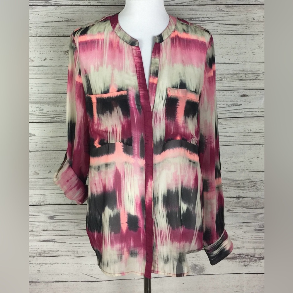 Sanctuary Women’s Button Front Split V-Neck Roll Tab Sleeve Blouse Top